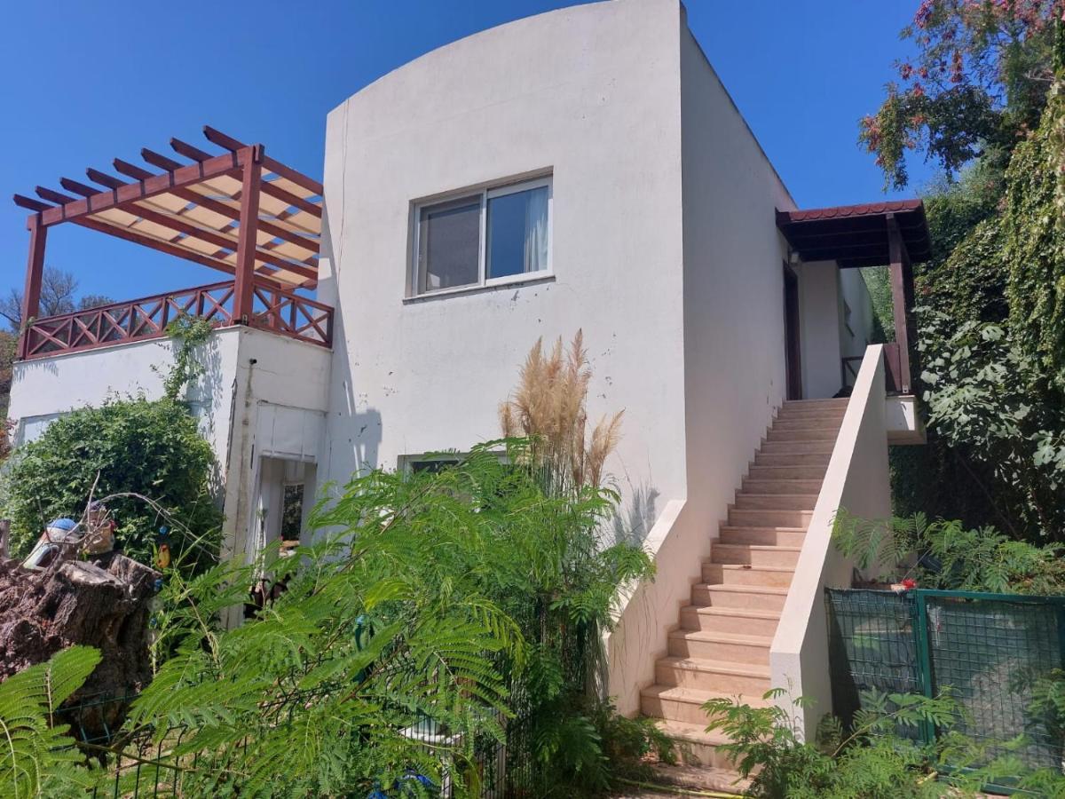 Ibak Apartments Gumusluk Luaran gambar