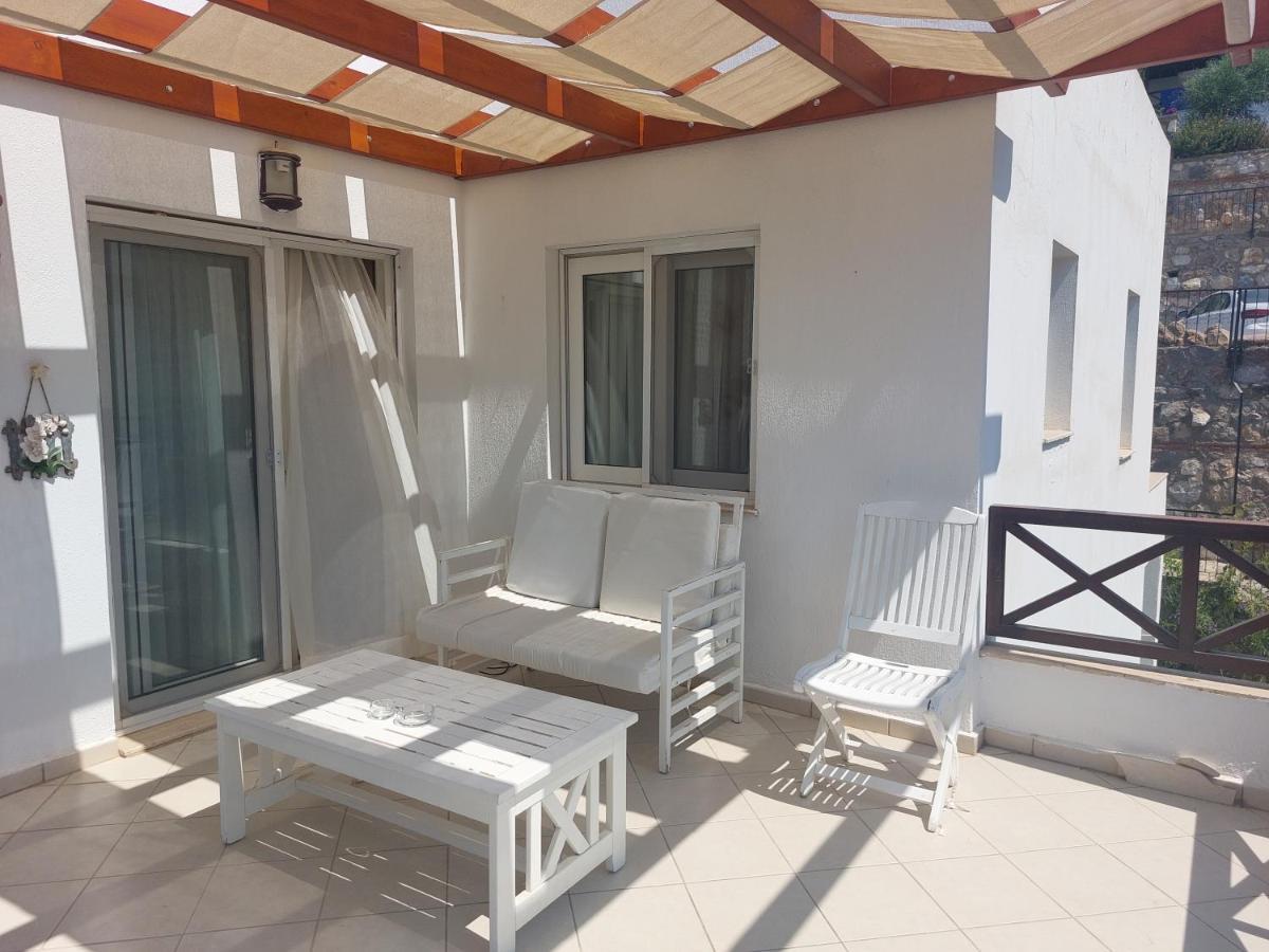 Ibak Apartments Gumusluk Luaran gambar