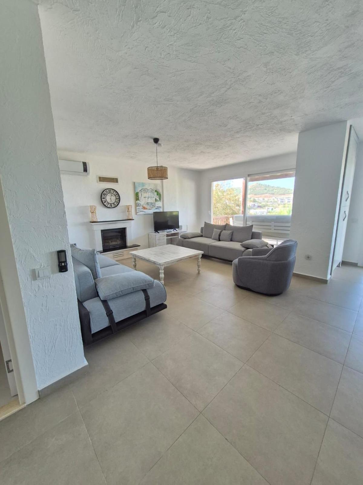 Ibak Apartments Gumusluk Luaran gambar
